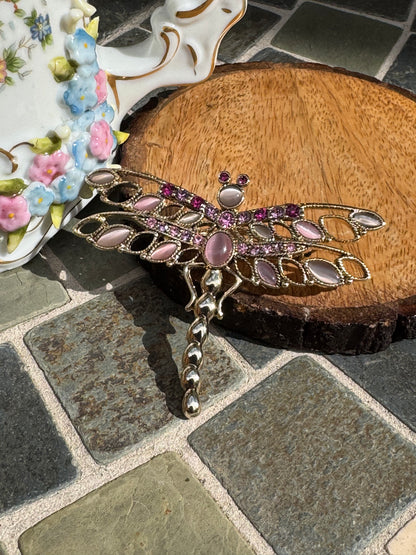 Whimsical Elegance: Vintage Gold-Tone Pink Cabochon Dragonfly Brooch