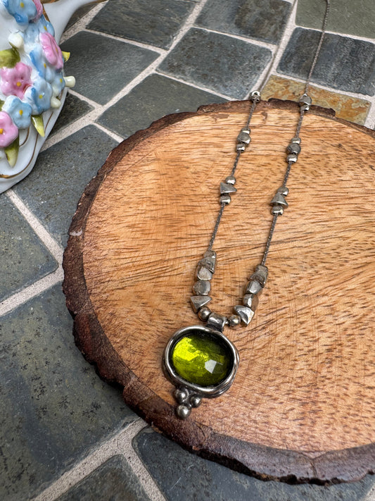 Vintage Silpada "Daintree" Sterling Silver Green Glass Necklace