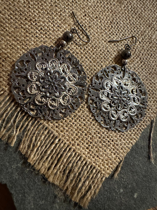 Bohemian Filigree Mandala Dangle Earrings Black & Silver Contrast